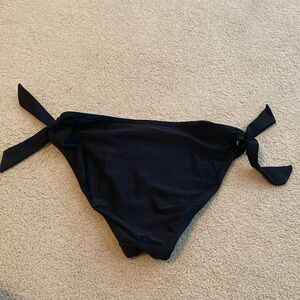 Apt. 9 black bikini bottoms with removable ties at hip. size 10.